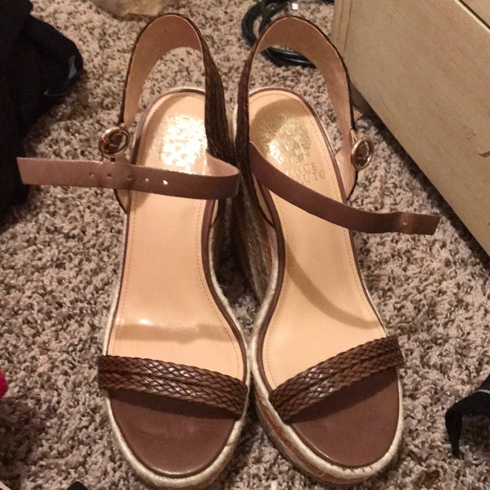 Wedge heels